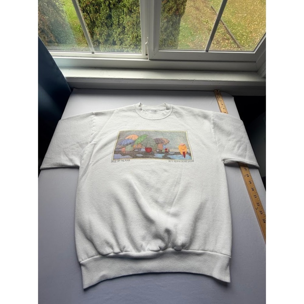 Vintage Beth Hendrickson Logan Smile at the Rain Graphic Sweatshirt White Large